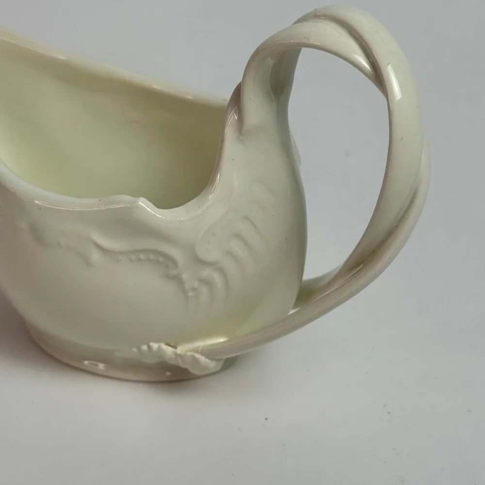 Leedsware Creamware Gravy Boat Leeds Pottery England Cream Embossed Sauce 6.5